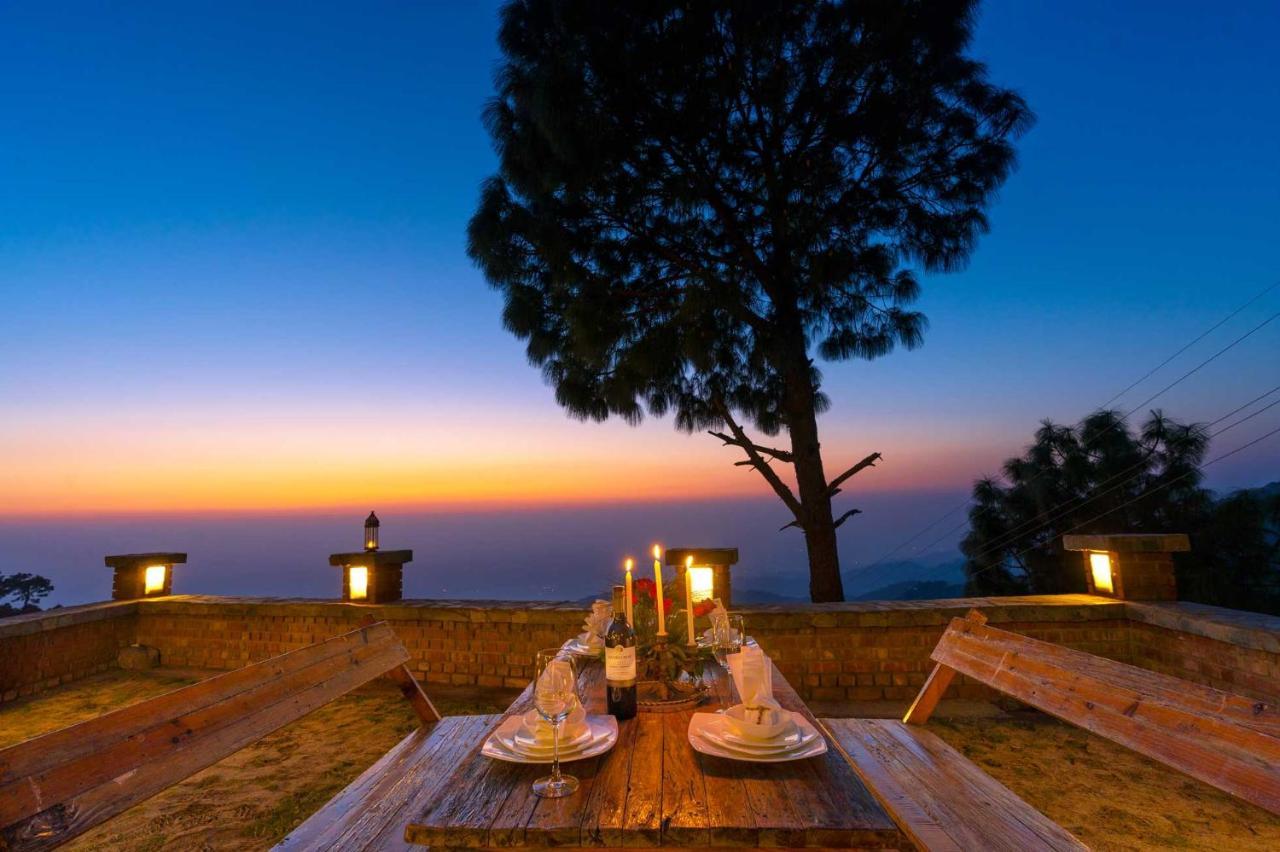 Stayvista At The Winter Line With Complimentary Breakfast Kasauli Εξωτερικό φωτογραφία