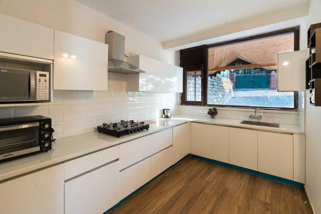 Stayvista At The Winter Line With Complimentary Breakfast Kasauli Εξωτερικό φωτογραφία